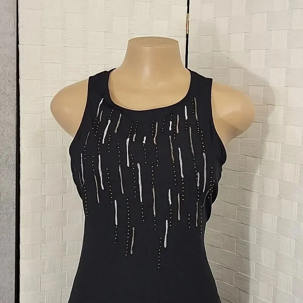 BRAND NEW APT.9 SLEEVELESS ROUNDNECK WOMEN